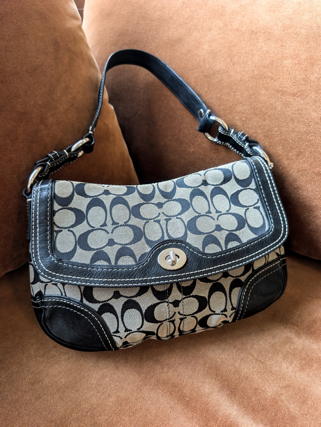 Vintage Coach Signature Soho Flap Bag in Black & Silver