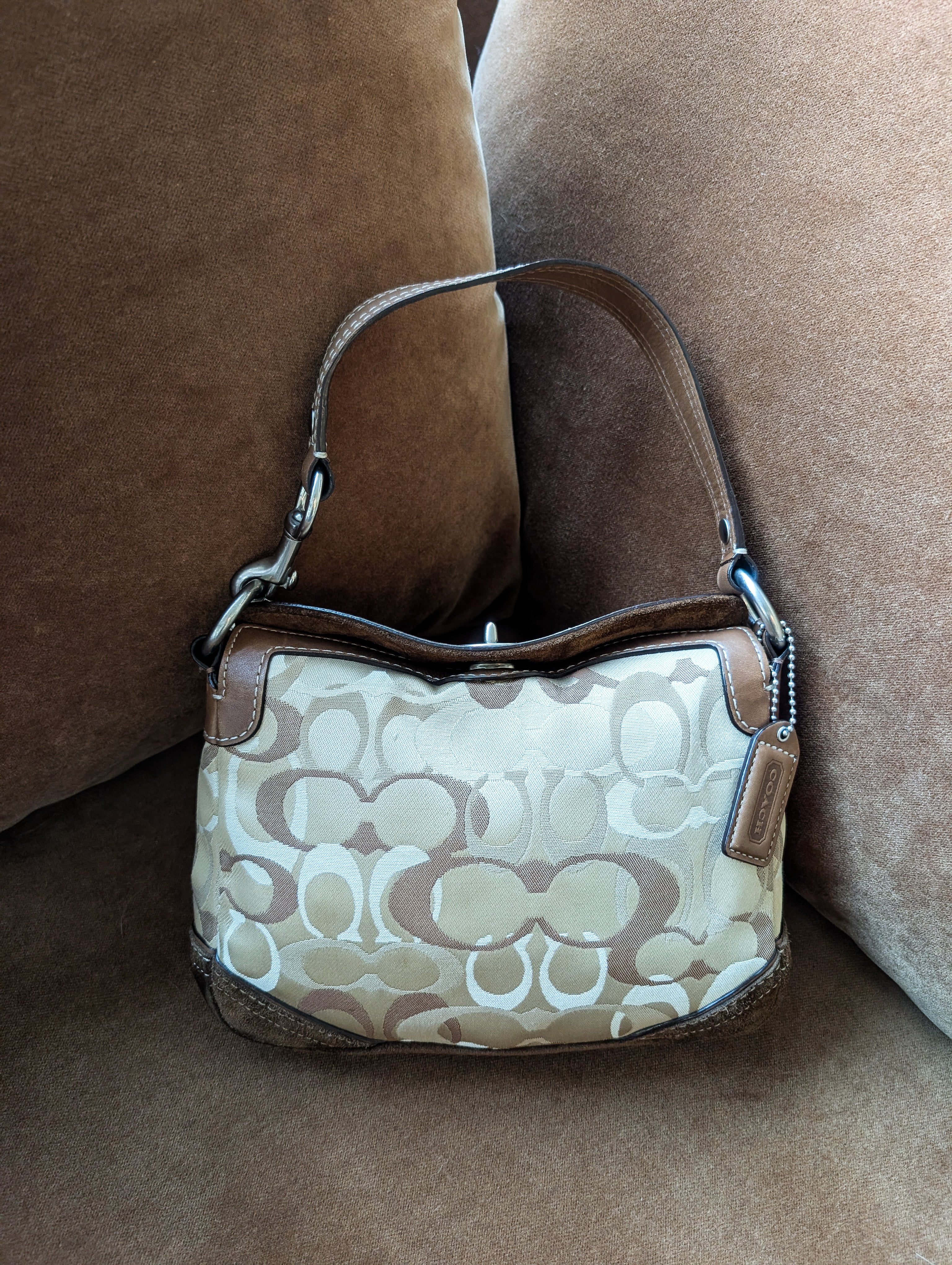 Coach Chelsea Optic Signature Hobo Shoulder Bag