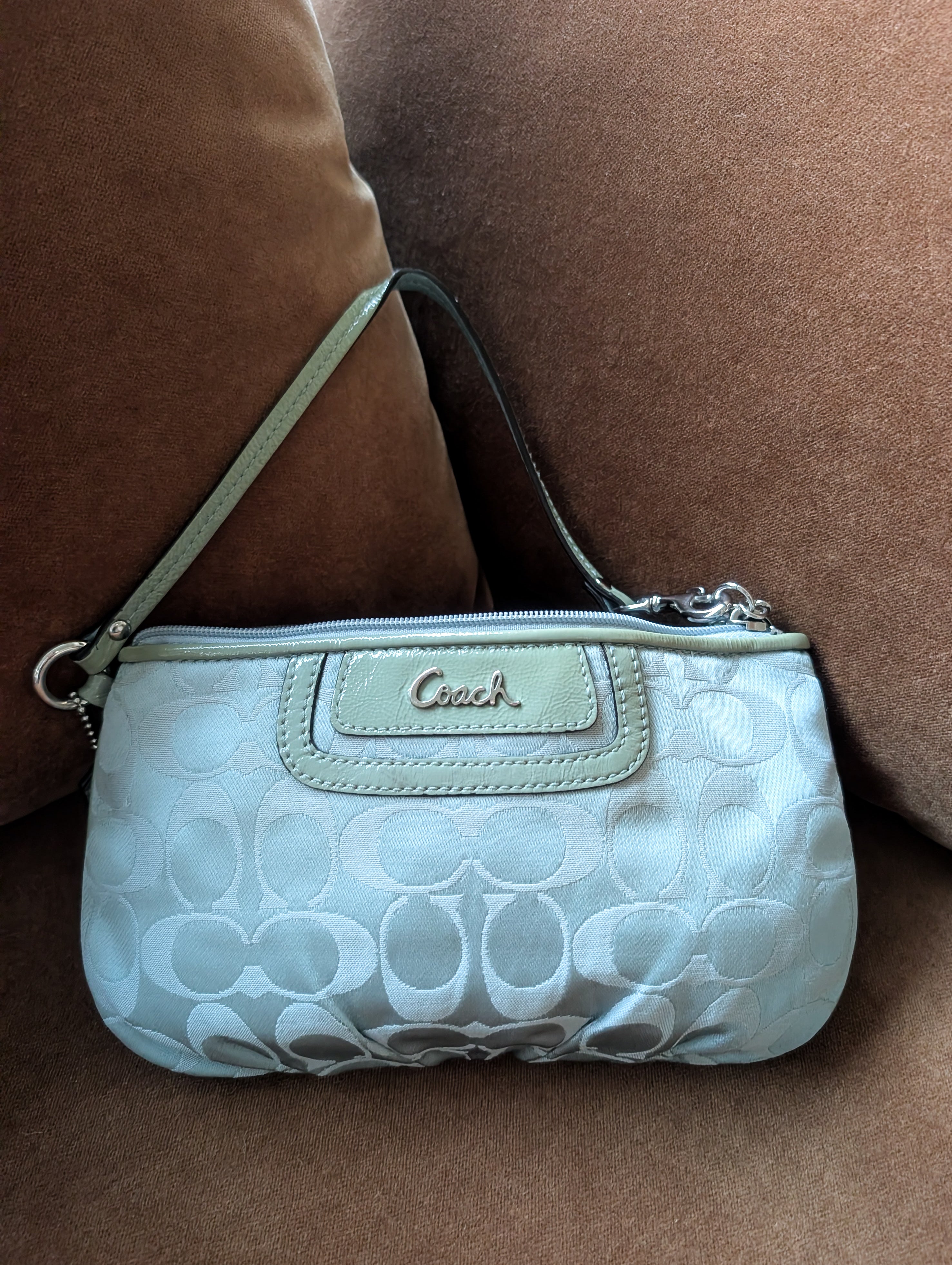 Coach Ashley Signature small wristlet or clutch purse