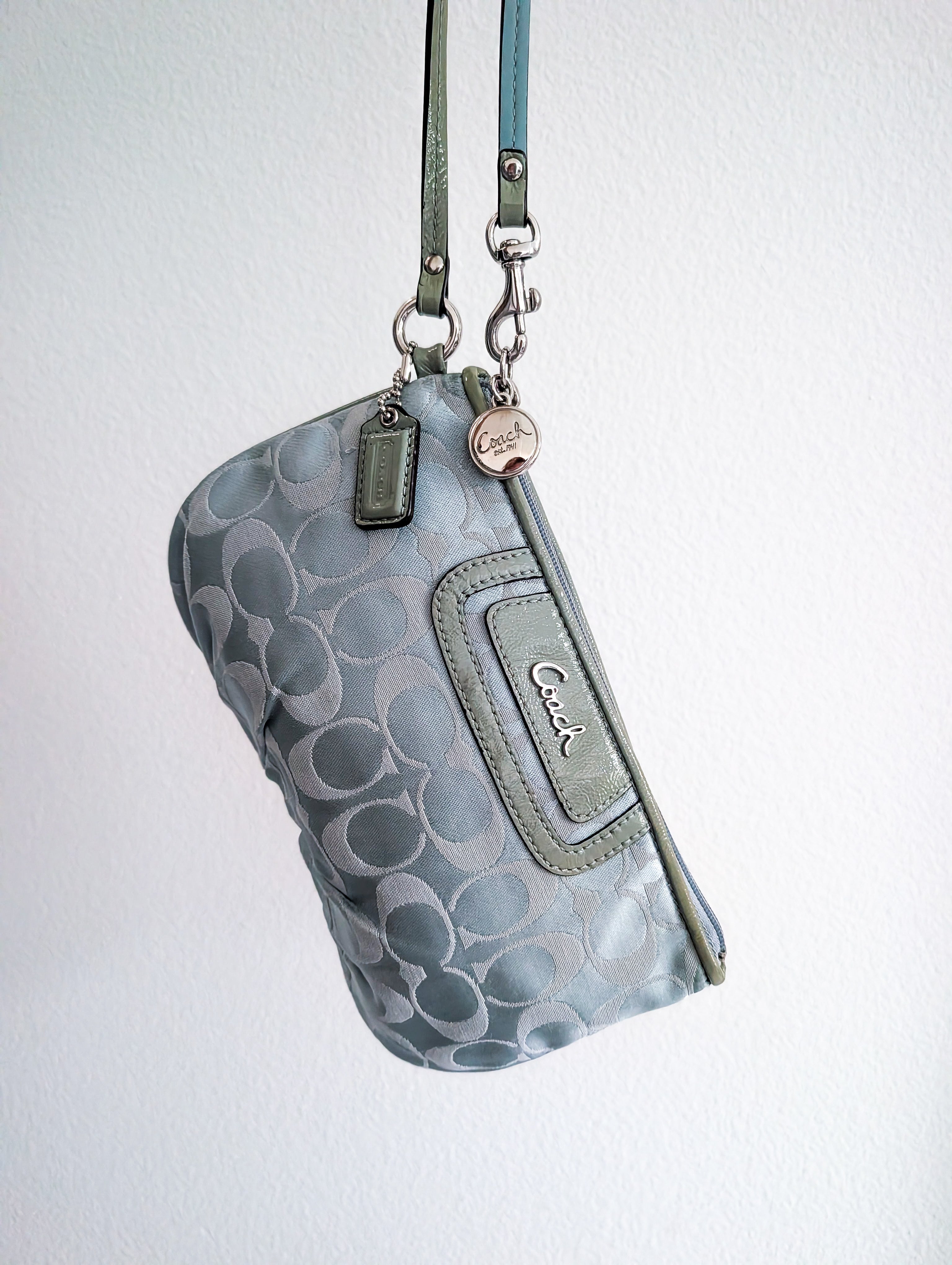 Coach Ashley Signature small wristlet or clutch purse